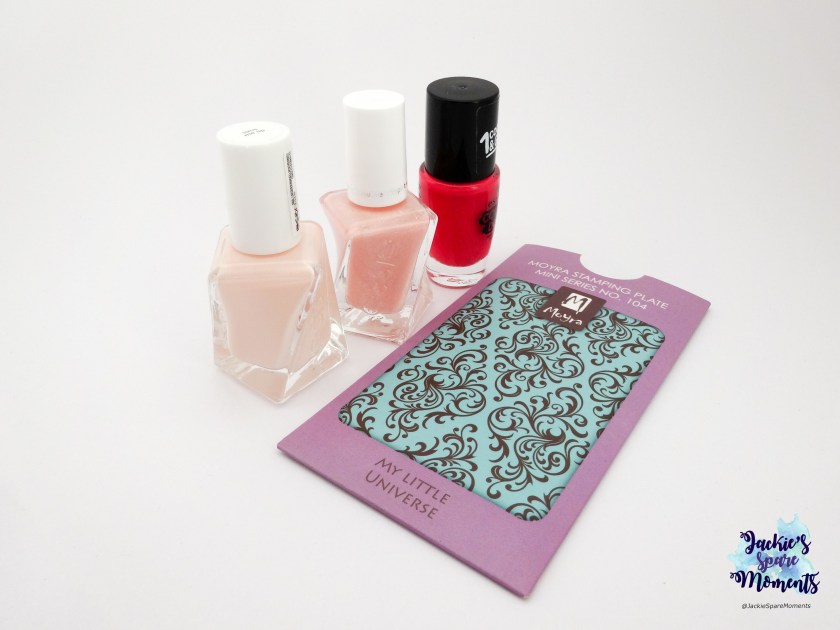 Essie gel couture lace me up, Essie gel couture blush-worthy, Essence colour boost 08 instant party, Moyra stamping plate no. 104