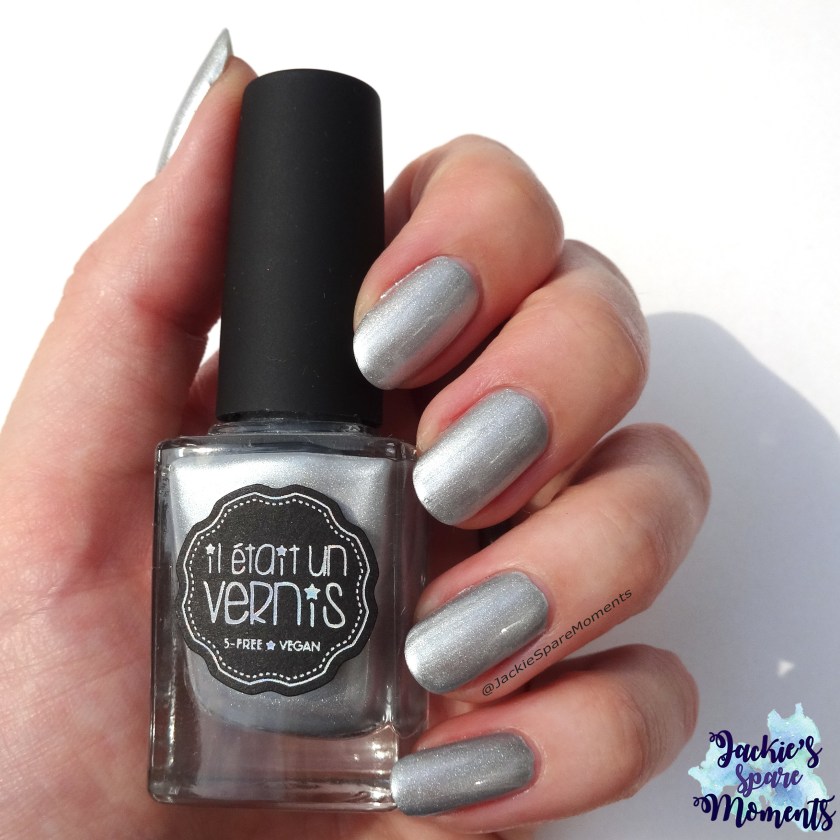 Il était un vernis 50% sparkly, 50% fairy dust