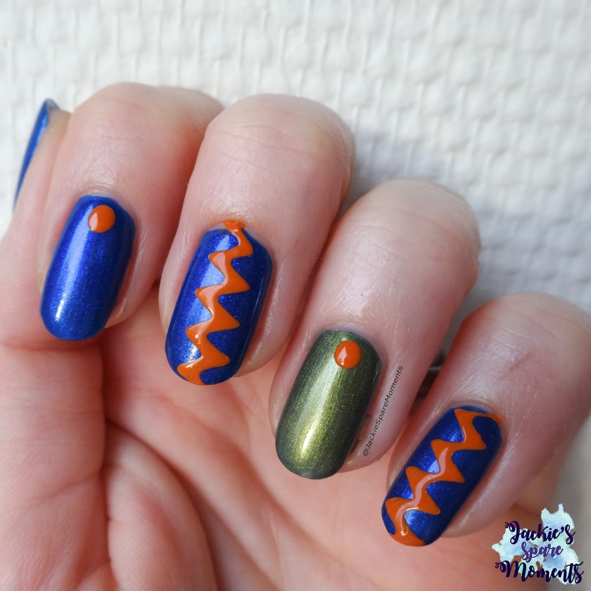Abstract nail art with Catrice ICONails 61 Me, Myself and My Polish.