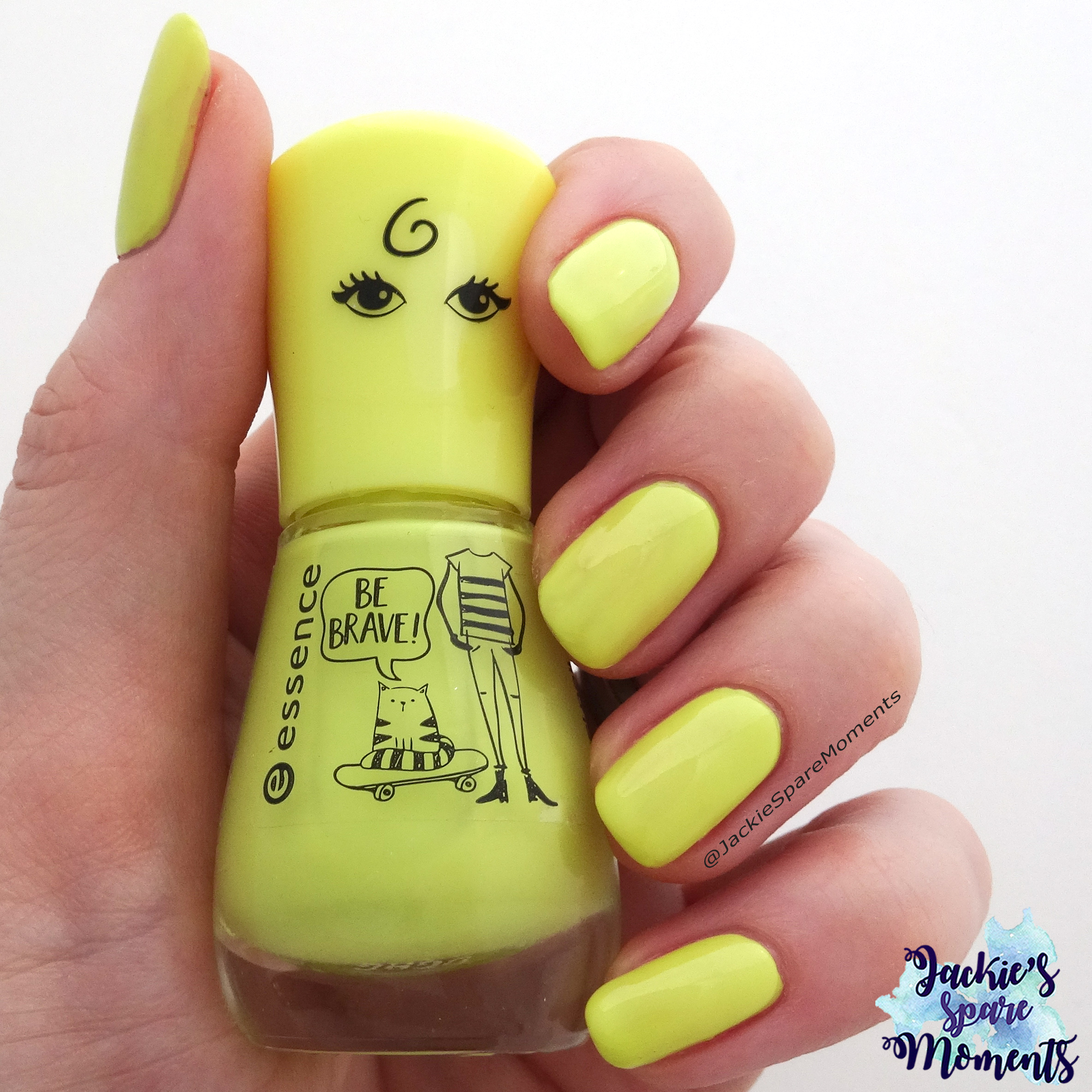 essence the gel polish 114 my highlighter as Pantone limelight