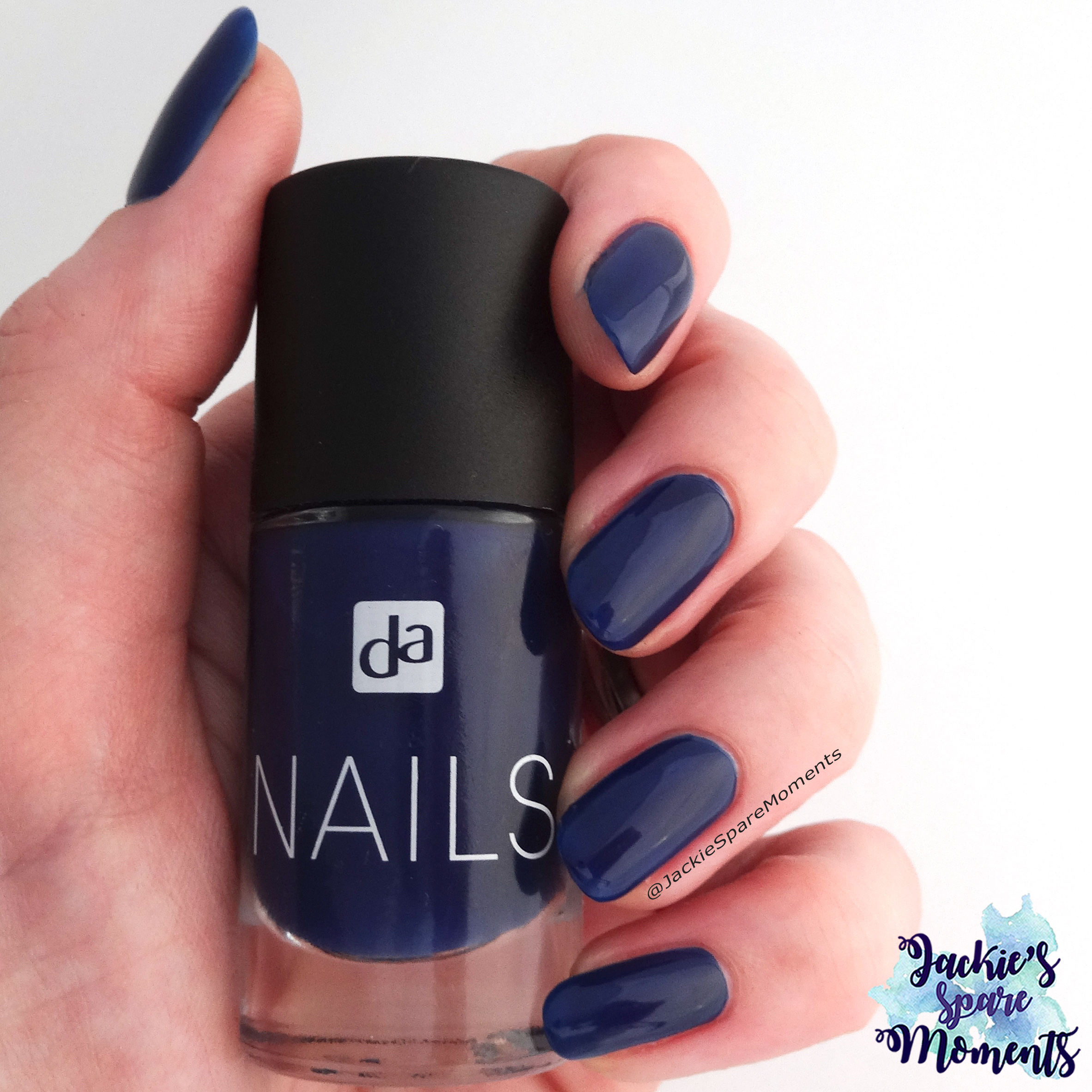 DA Nails 032 Navi Blue as Pantone Sargasso Sea