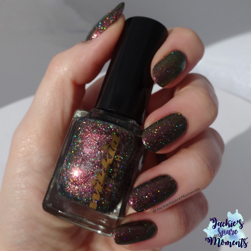 Wikkid polish Pallene (holo) direct sunlight