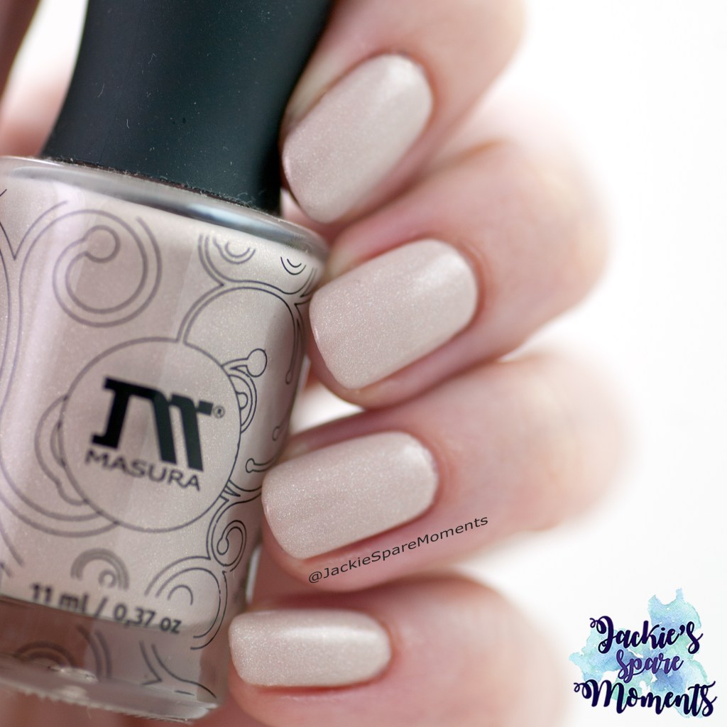 Masura Jasmine Honey, three coats and top coat