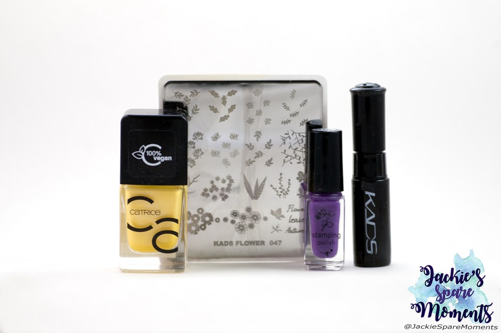 Materials used: Catrice ICONails 68 Turn The Lights On, CJS stamping polish 016, KADS black stamping polish, KADS stamping plate Flower 047