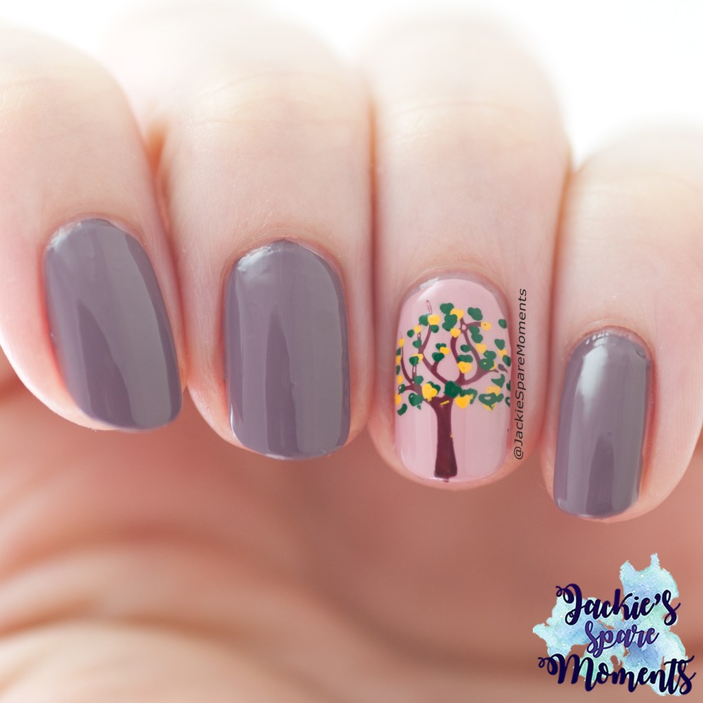 Fall nail art, autumn nail art, trees changing colour nail art