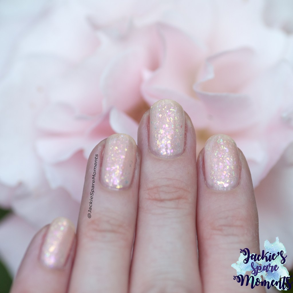 Penelope Luz Veil and Garland