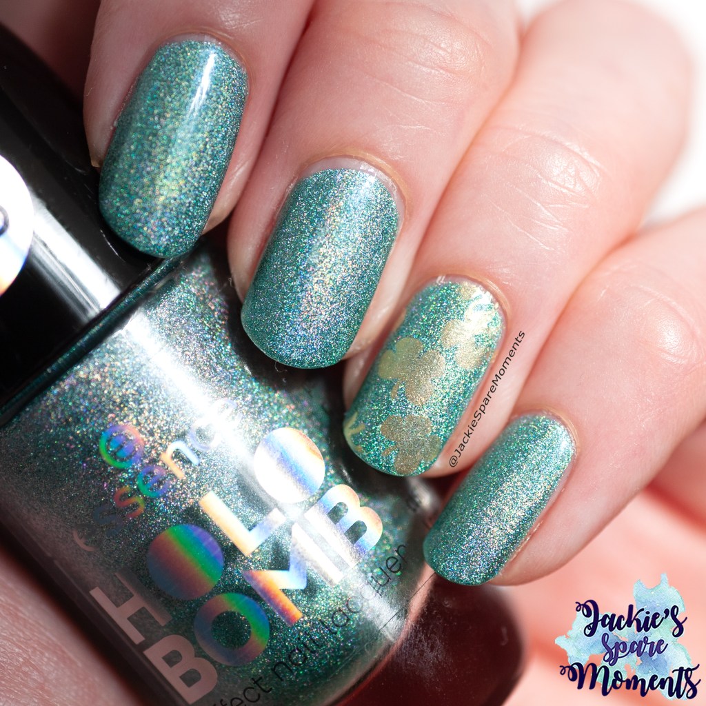 Essence Holo Bomb 04 Holo It's Me