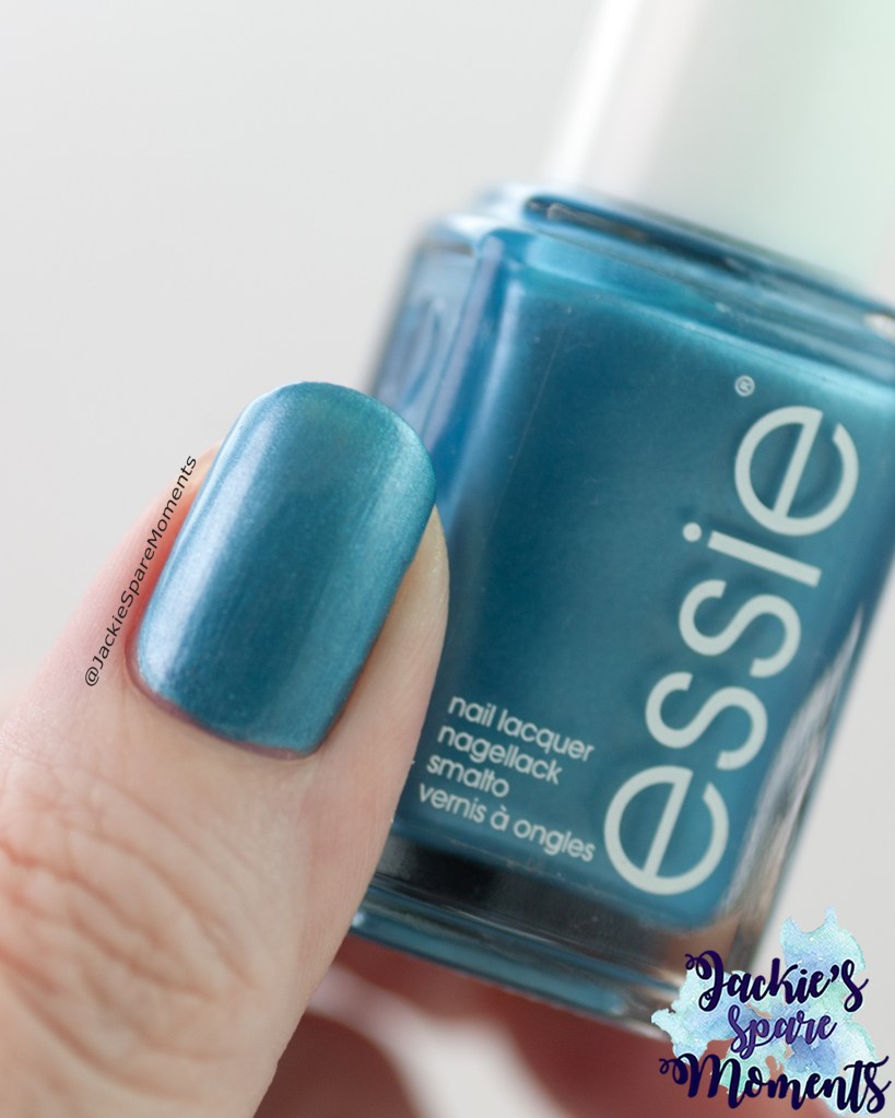 thumb swatch of Essie beach bum blue