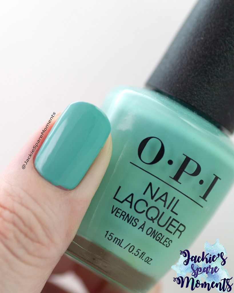 thumb swatch with OPI Closer than you might Belém