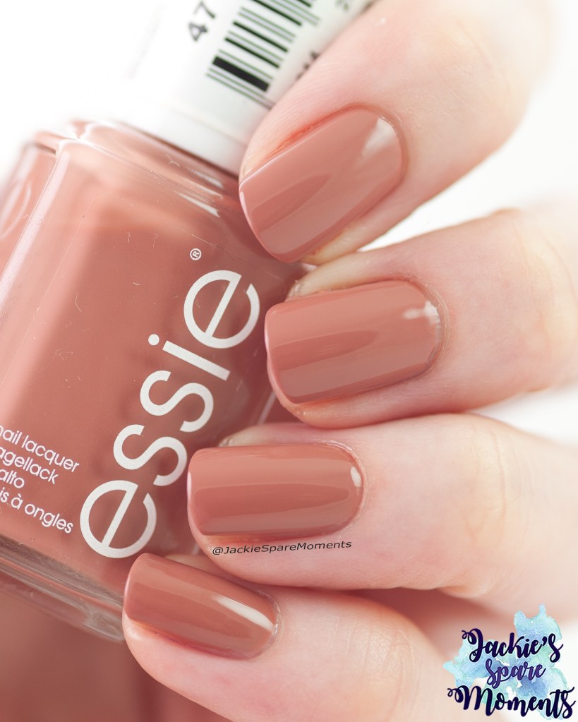 Essie Sorrento Yourself swatch