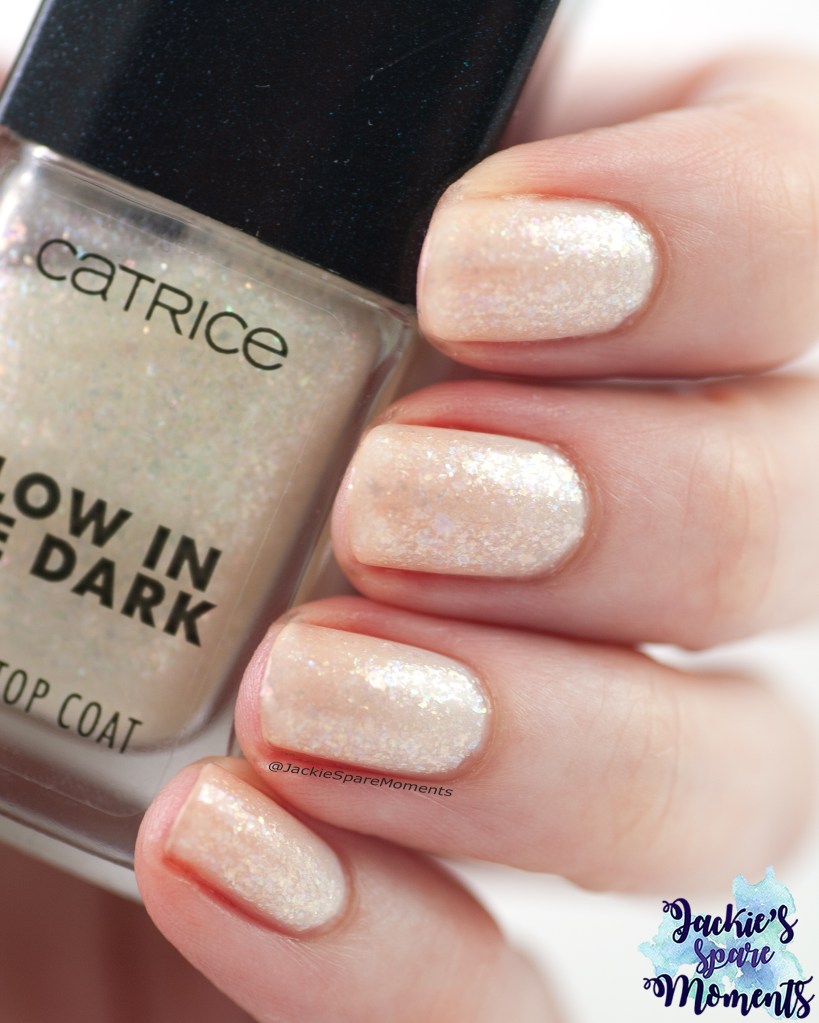 Glow in the dark 020 All Nighter by Catrice