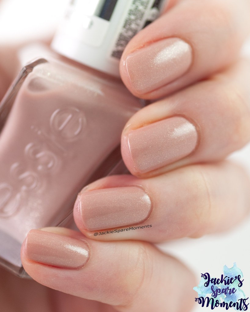 Essie Gel Couture nail polish Last nightie